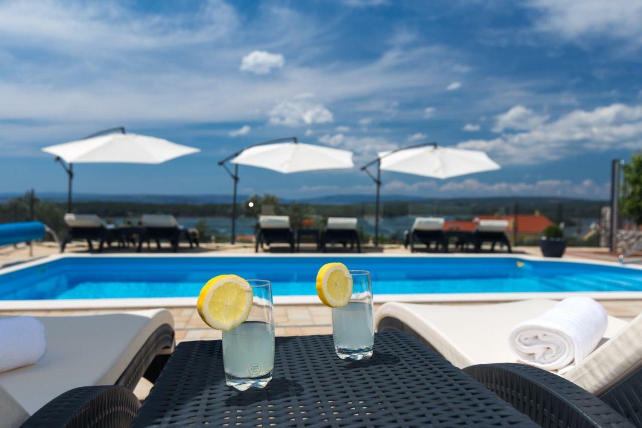 Villa Diana Punat Exterior foto